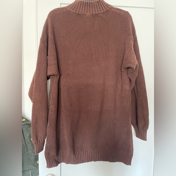 KOTN Half-Zip Sweater in Umber - Picture 4 of 5